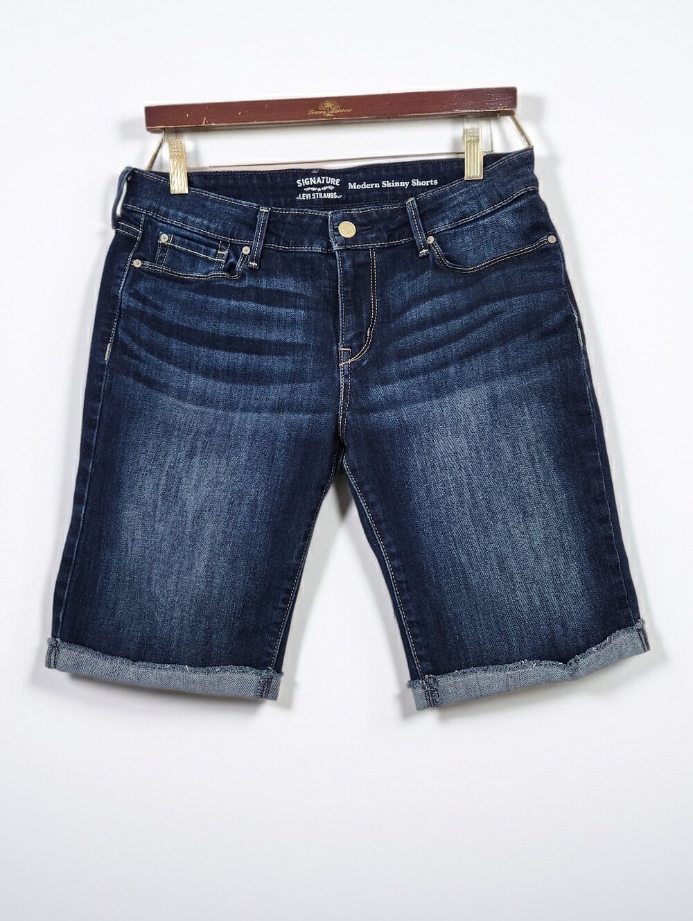 Levi's Signature Cuffed Denim Shorts Size 8